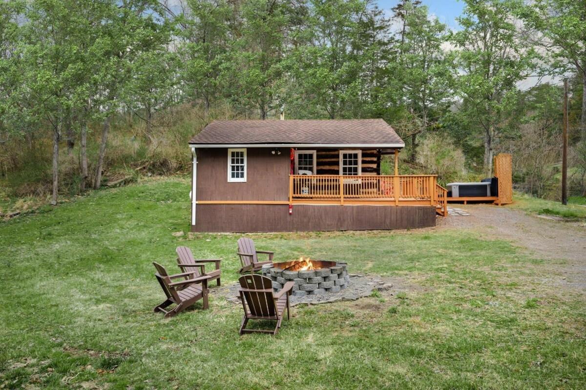 Creekside Cabin W Hot Tub, Fire Pit, Grill, Wifi! Basye Ngoại thất bức ảnh